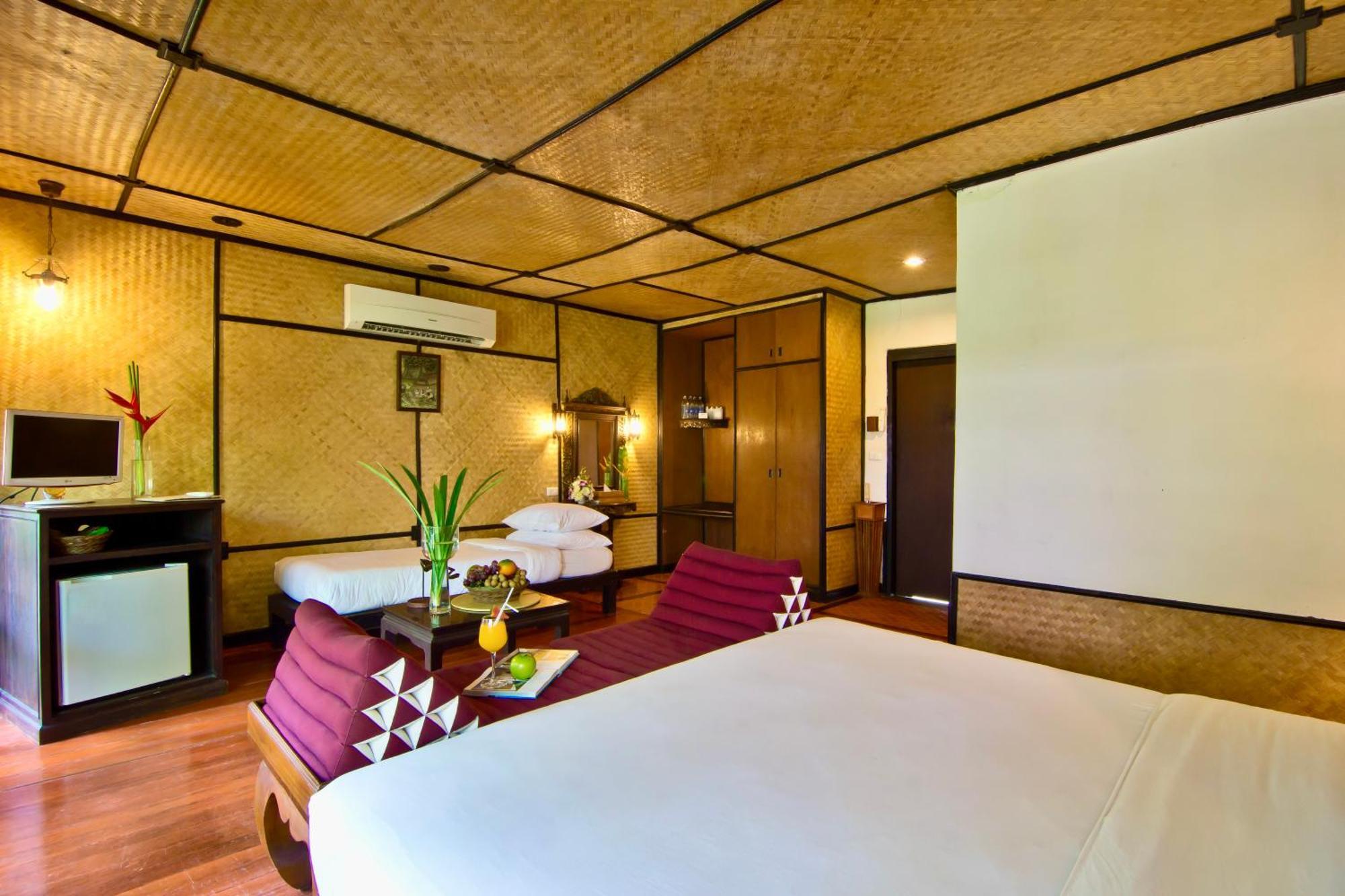 Lampang River alojamiento Hotel Exterior foto